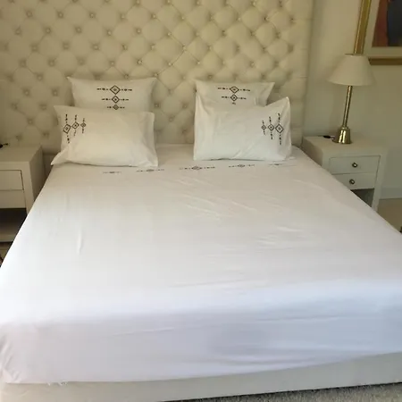 Louise-rose 3*