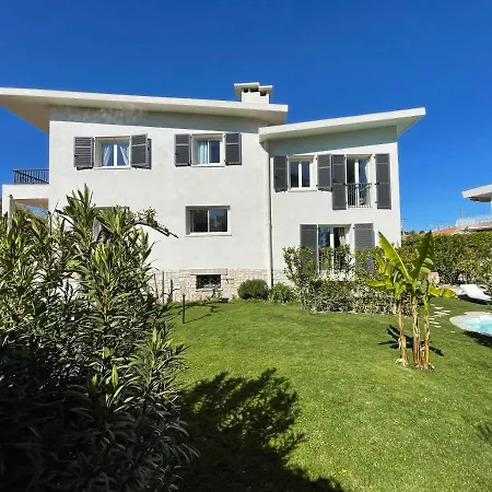 Louise-rose Oda ve Kahvaltı Villeneuve-Loubet