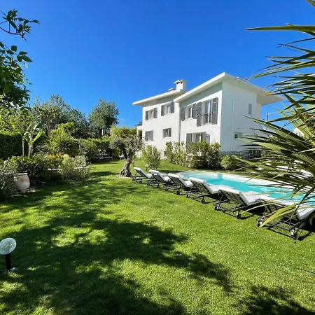 Louise-rose Oda ve Kahvaltı Villeneuve-Loubet